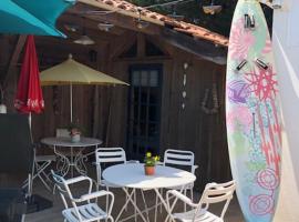 Maison l'EscaleTaussat Les Bains, hotel em Lanton