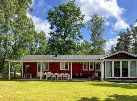 Amazing Apartment In Haverdal With Wifi