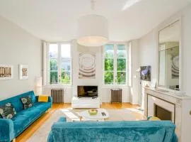 Appartement T3 de Prestige proche du Jardin Public de Bordeaux