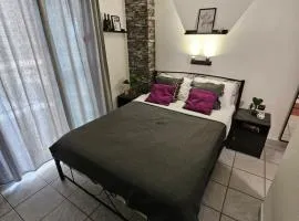 Studio Violet Olympic beach