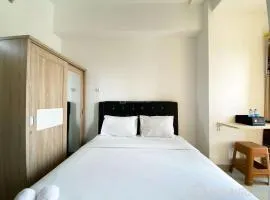 Compact and Comfortable Studio Sayana Bekasi Apartment By Travelio