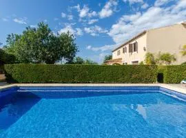 YourHouse Can Galeri villa