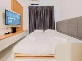 Cozy Living Studio Sky House BSD Apartment near AEON Mall By Travelio