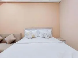 Cozy Living Studio at Transpark Bintaro Apartment By Travelio