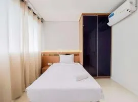 Elegant and Spacious 2BR at Paddington Heights Apartment By Travelio