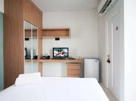 Best Choice and Homey Studio at The Square Surabaya Apartment By Travelio