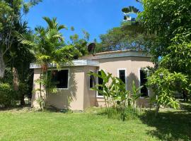Green Tree Cottage3, khách sạn ở Klong Muang Beach