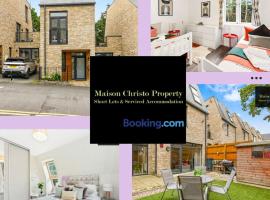Dollis Valley 3Bedroom House Sleeps 8 in London With FREE PARKING By Maison Christo Property Short Lets & Serviced Accommodation、バーネットのホテル