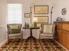 Dorion Hotel, hotel em Ornos