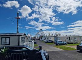 Thrillseeker - next to Fantasy Island, Ingoldmells, dog friendly, ξενοδοχείο σε Skegness