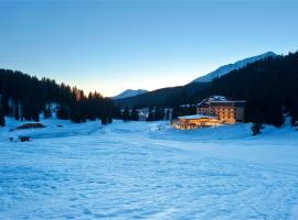 TH Madonna di Campiglio | Golf Hotel, hotel v mestu Madonna di Campiglio