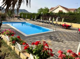 Refined Villa in Enna with Private Pool, viešbutis Enoje