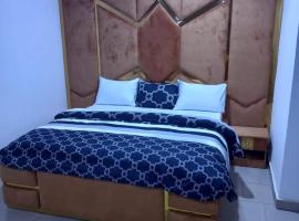 Mega Pavilion Apartment Gwarinpa, hotel v destinaci Gwarinpa