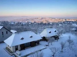 La Șura din Deal