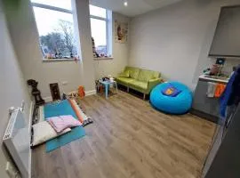 Stylish and spacious new flat