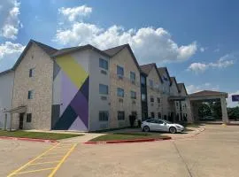 Spark by Hilton Round Rock