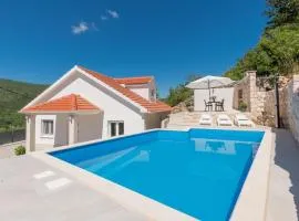Stunning Home In Poljica With Kitchen