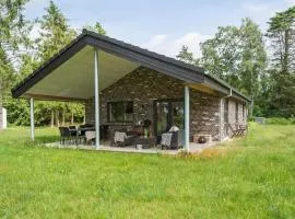 3 Bedroom Pet Friendly Home In Ørsted