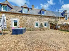 Nice Home In Plouagat With Wifi