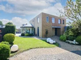 2 Bedroom Gorgeous Home In Lemmer