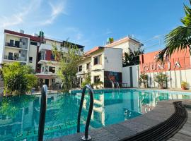 Hotel Gunja, Hotel in Lālbhitti