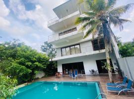 Thalangama Lakeview Lodge, chalet de monta&ntilde;a en Battaramulla