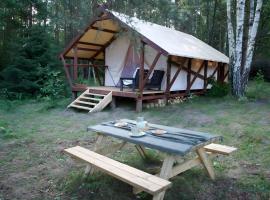 Glempings Eglenieki, luxe tent in Almale