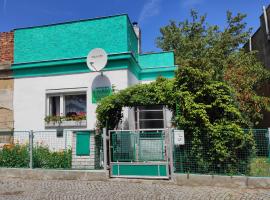 Soukromý dům se zahradou u Paříků, hotel v destinaci Bakov nad Jizerou