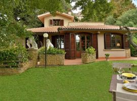 Bella Vista Comfortable holiday residence、カザーレ・マリッティモのホテル