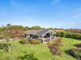 Holiday Home Pøt Strandby Ix