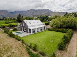 The Barn On 62 - Cottages, pet-friendly hotel in Montagu