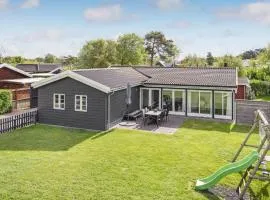 4 Bedroom Nice Home In Slagelse
