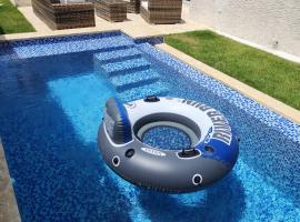 Villa Koi con Piscina privada climatizada, hotell Punta Canas