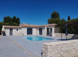 Gîte chez l'habitant indépendant "La villa des ocres", hotel v destinaci Gargas