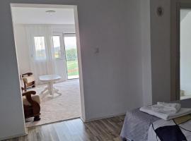 Sunrise369, casa rústica em Beoci