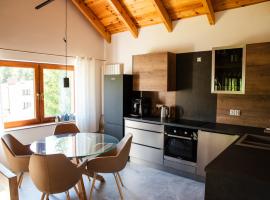 Ogr&oacute;dkowa 5 C