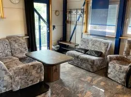 Haus mit Aussicht S3-Bahn, B14-Straße, WLAN