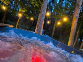 Agroturystyka Leśny Zakątek z Jacuzzi, campsite in Sucha