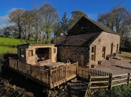 Stunning Secluded Peak District Luxurious Barn