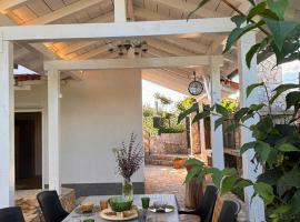 House Roza, hotel a Trogir