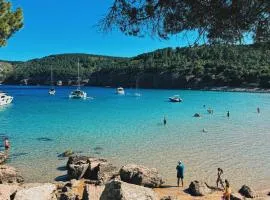 CAN ROMY APPARTEMENT T2 A - à 80m de la plage Cala Montgo