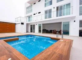 CA2 - Casa completa con Piscina Temperada
