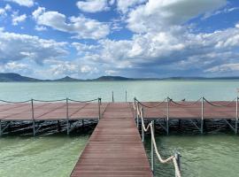 Fonyódi Fészek, hotel v destinaci Fonyód