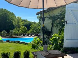La Colline de Tilleul - De La Colline 4 STAR RATED - Beautiful Cottage Near Aubeterre