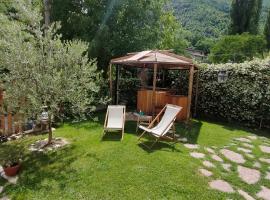 Umbria Valnerina , Il TARTUFFO, near Spoleto, hotel v destinaci Scheggino