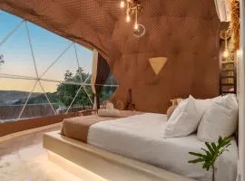 Gogna luxury domes