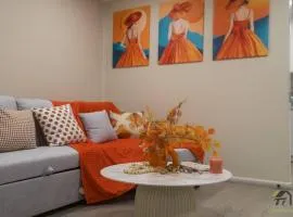 Nederland Lady's Next in Beacon Hill