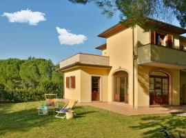Piccola Casetta Comfortable holiday residence、カザーレ・マリッティモのホテル
