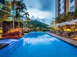 Sea View Spacious Condo At Pattaya