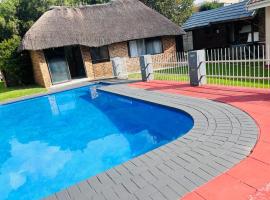 Eccoo OR Tambo Airport lodge, Ferienwohnung in Kempton Park